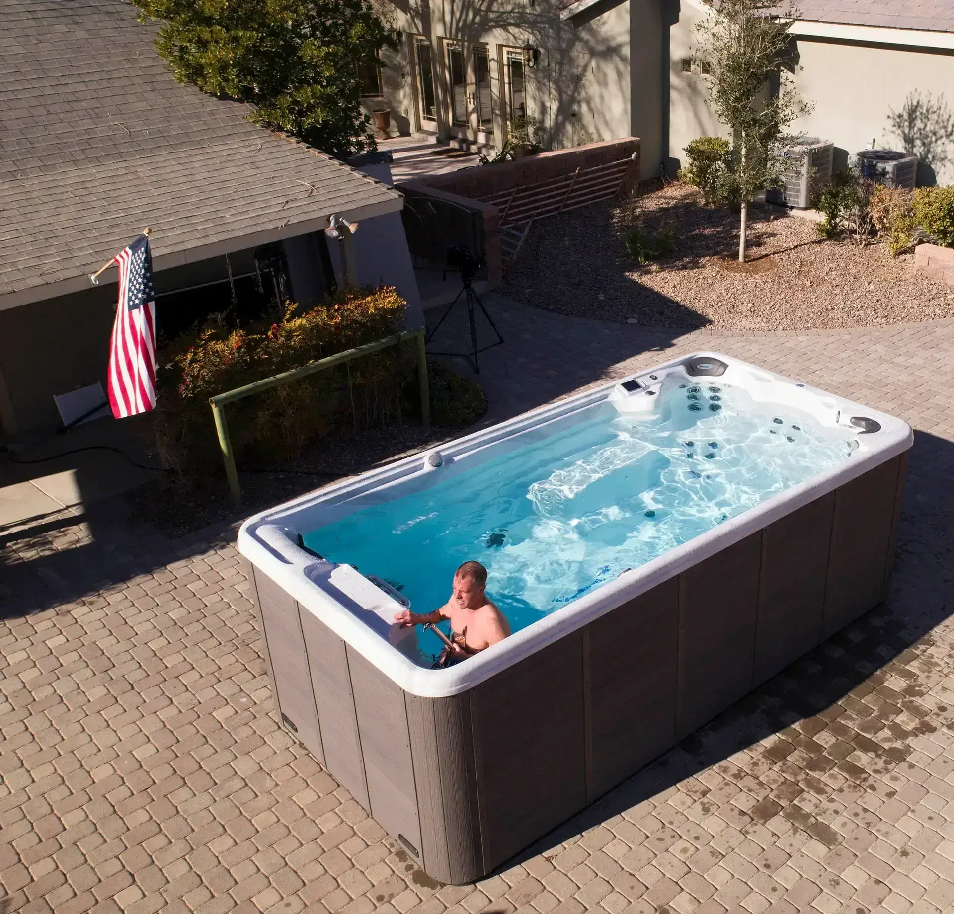 EP 15 Lifestyle3 tidal fit