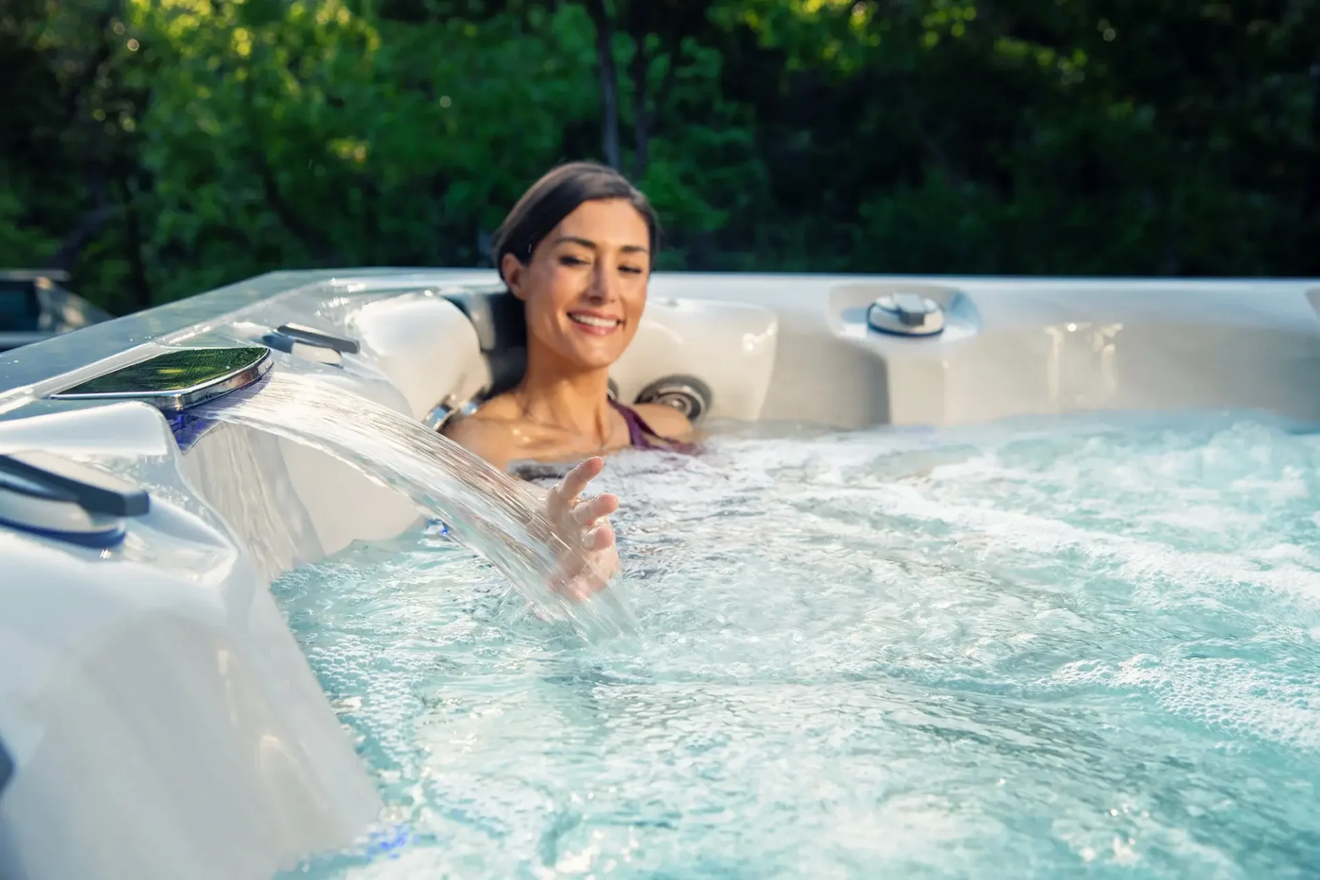  Where powerful therapy meets everyday luxury: Twilight hot tubs by Master Spas